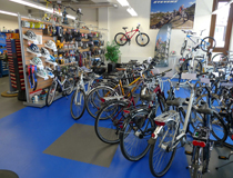 軟地磚【自行車(chē)商店地板】GIANT自行車(chē)商店鋪裝地板效果