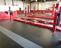 汽車維修廠地板，汽修車間地面材料